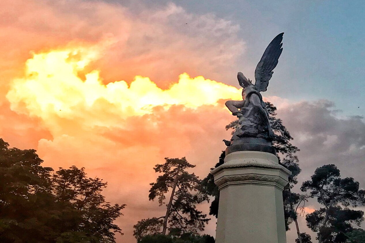 El Angel Caído