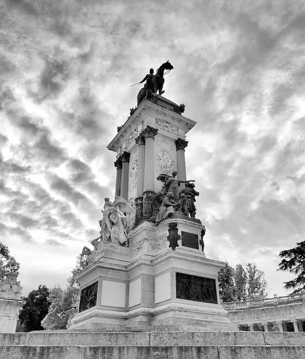 Monumento a Alfonso XII